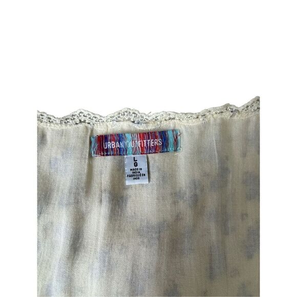 Urban Outfitters UO Lauren Lace-Trim Floral Midi Dress size L Cream Blue Ditsy B - Picture 7 of 14